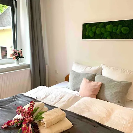 Im Style Mit Kamin Und Waermekabine